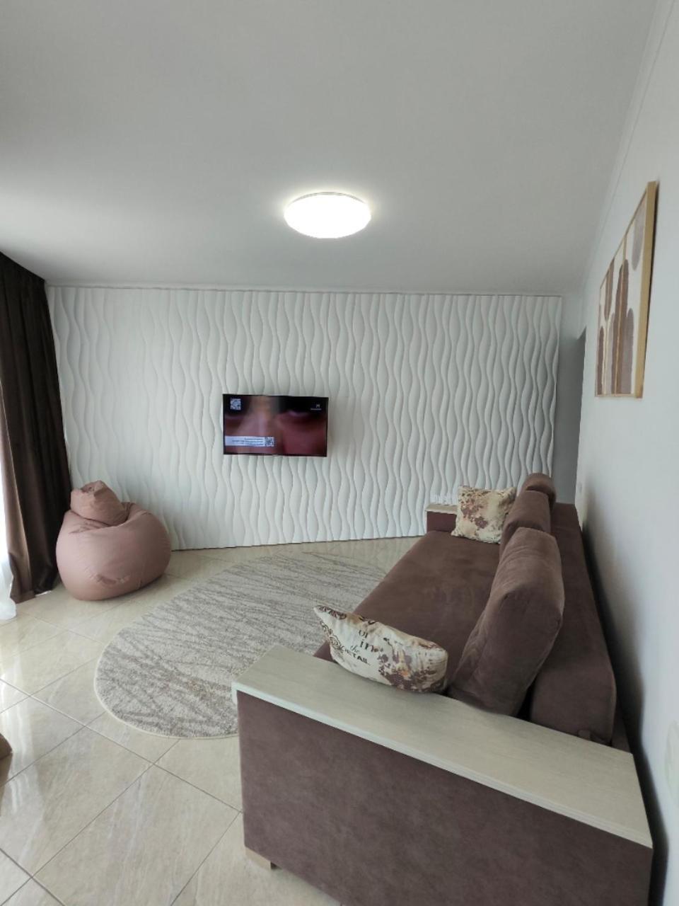 Apartament Zlata De Luxe Iwano-Frankiwsk Zewnętrze zdjęcie
